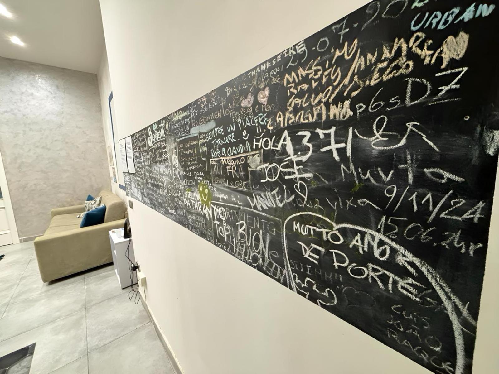 Marta'S Apartment เนเปิลส์ ภายนอก รูปภาพ